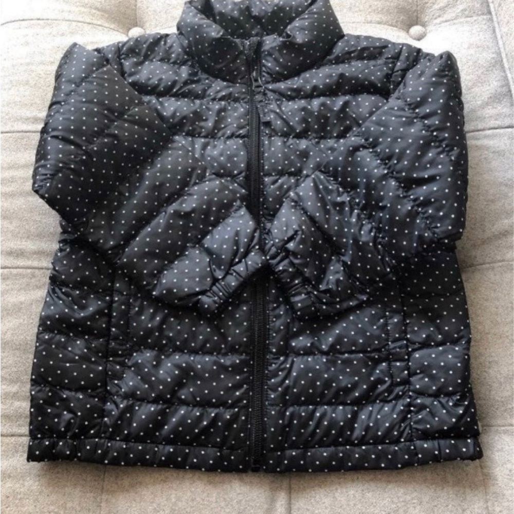 UNIQLO Girl 5T Dot kids Down jacket